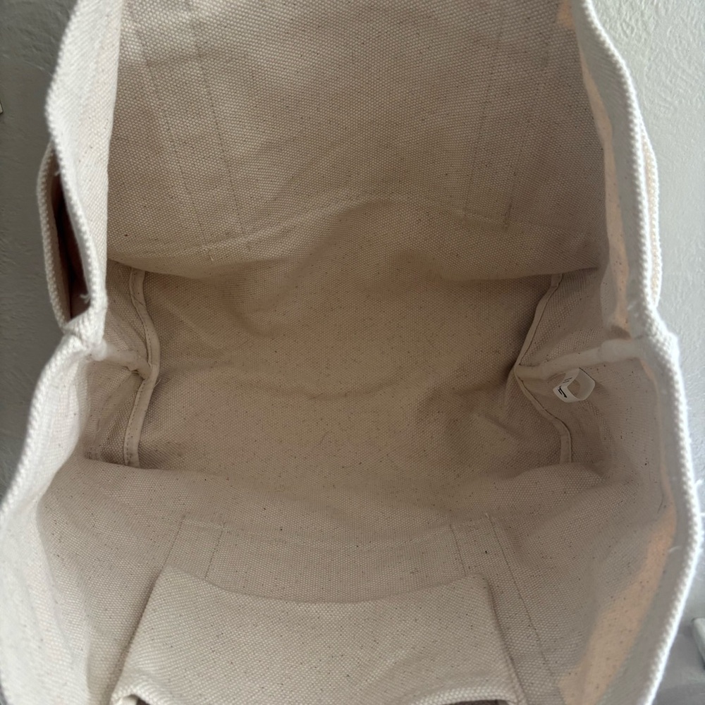 Glossier Brooklyn NY Store Limited Exclusive Carry Utility Canvas Tote Bag - Picture 4 of 7